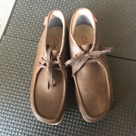 clarks stinson hi moc toe boot